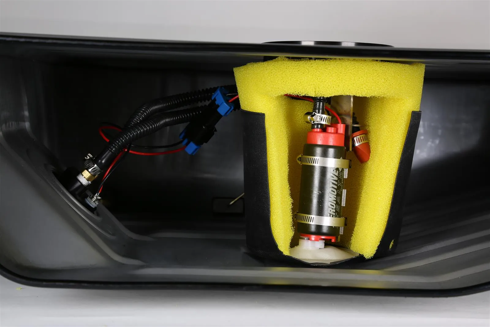 Aeromotive Gen II Stealth Fuel Tanks 18444